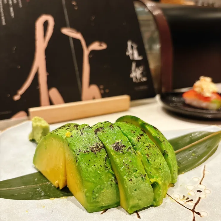 植橪・和食——厚切莎西米。（圖片來源：辰心）