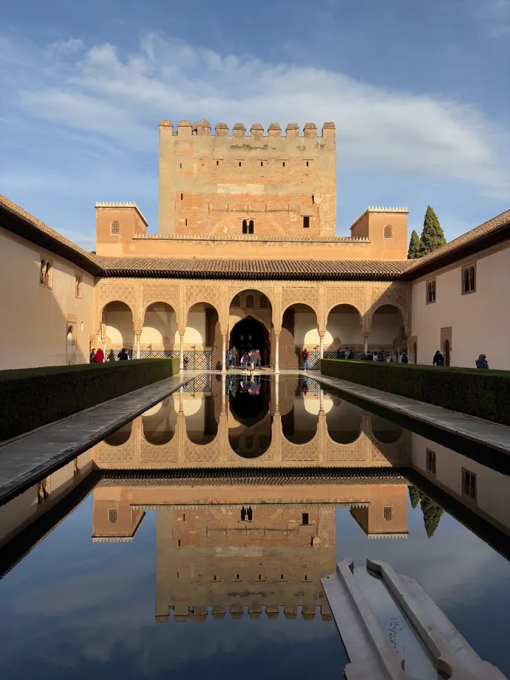 阿爾罕布拉宮內部一景