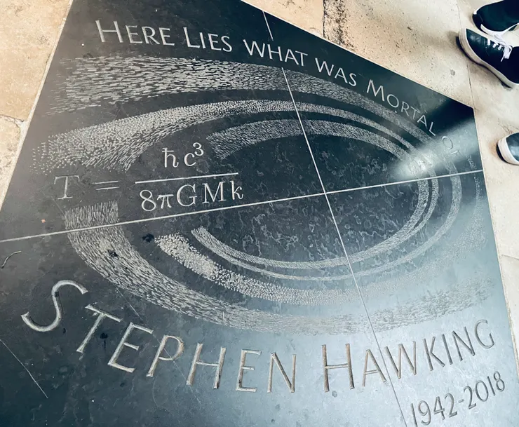 西敏寺裡，史蒂芬霍金長眠之處