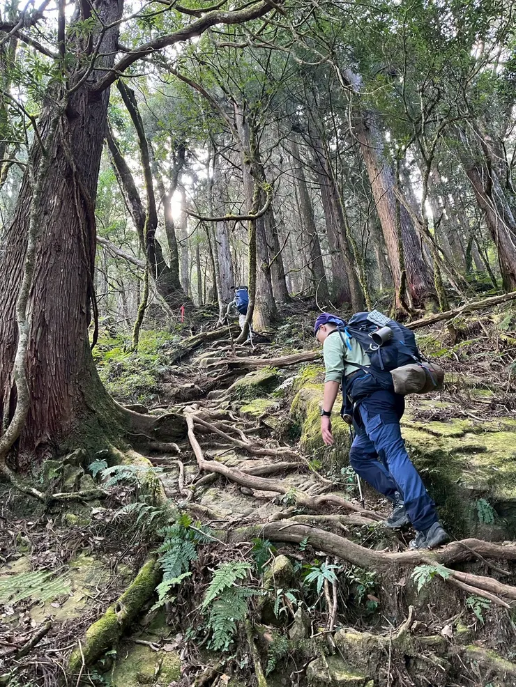 營地大休過後繼續陡上