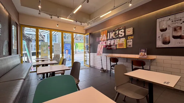 濟州島 Paik's Coffee 店內環境