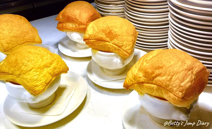 ▲芙洛麗大飯店-「食譜自助百匯餐廳」RECIPE HOUSE /圖片來源：Betty's Jump Diary