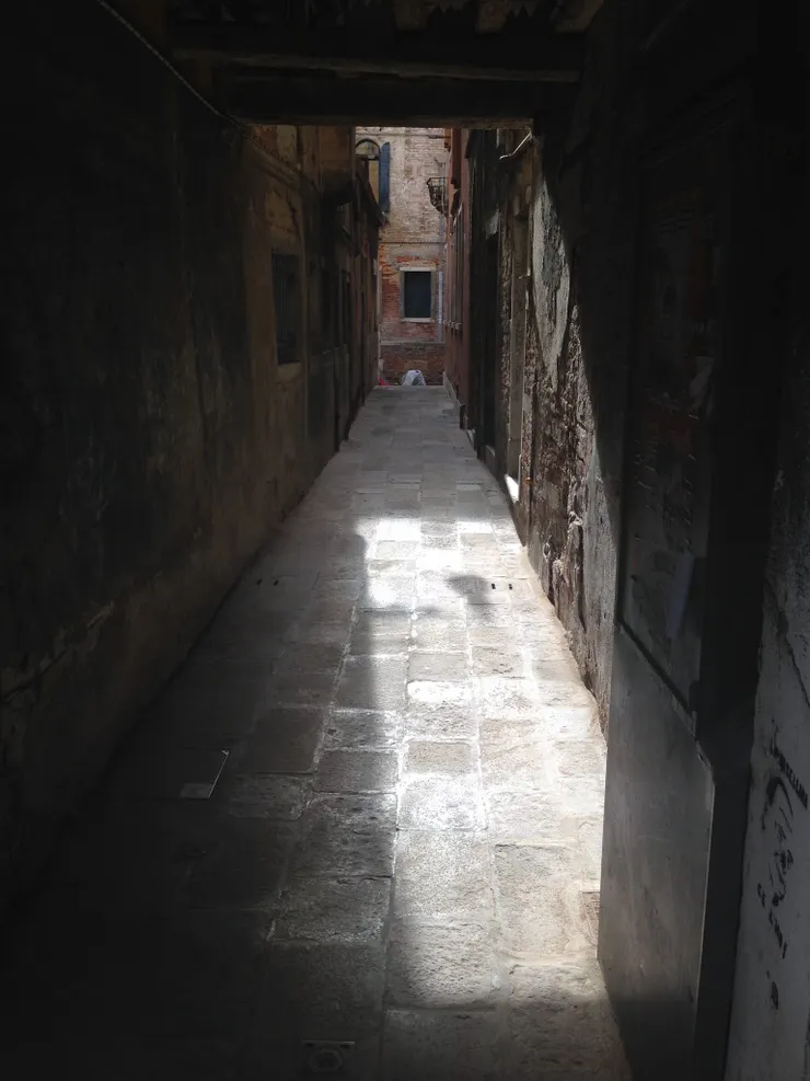 看似迷人的巷弄,卻是讓人一直'迷路'的地方