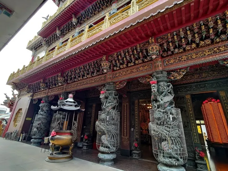 龍柱及浮雕工藝精湛（圖片截圖於網路）