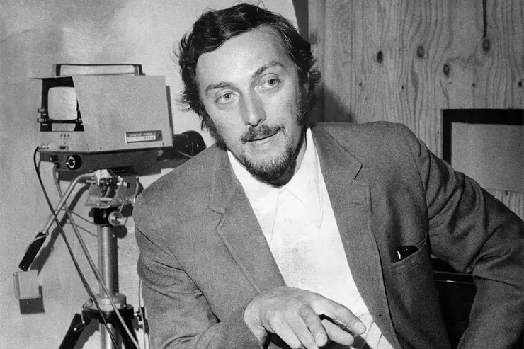 時任史丹佛大學心理學家津巴多（Philip G. Zimbardo）於 1971 年進行史丹佛監獄實驗（Stanford Prison Experiment, SPE）。來源：NewScientist