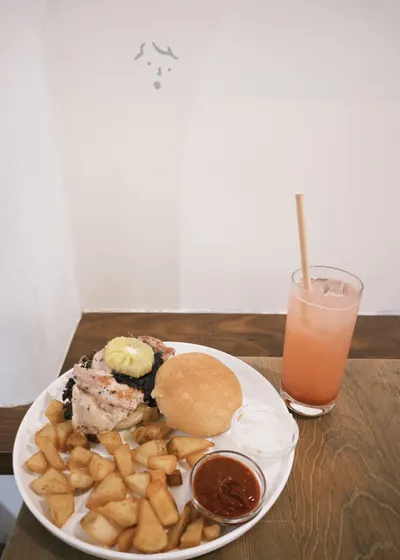 Waku Waku Burger 中山店｜春日的和風漢堡