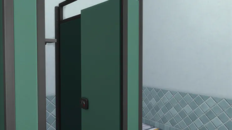 男廁的廁格不是藍色,而是深綠色,跟以往的不同。