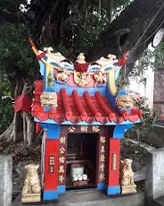 榕樹公（圖片截圖於網路）