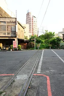 中山路平交道(往新營方向拍)