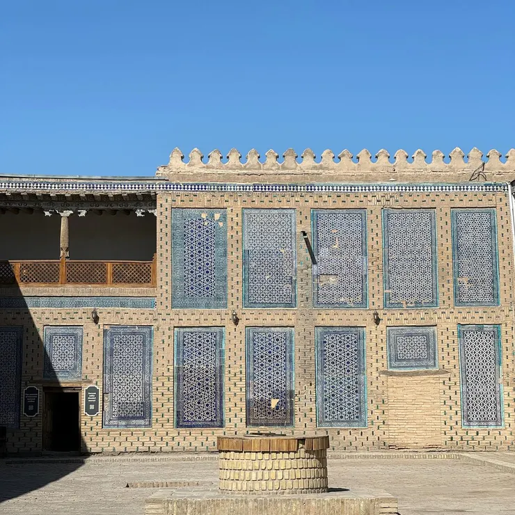 Toshhovli 石頭宮一隅