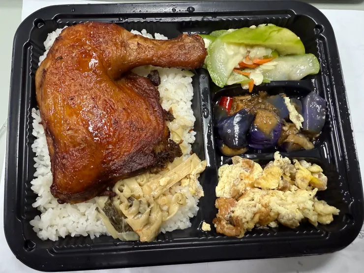 2025/11/07 雞腿便當