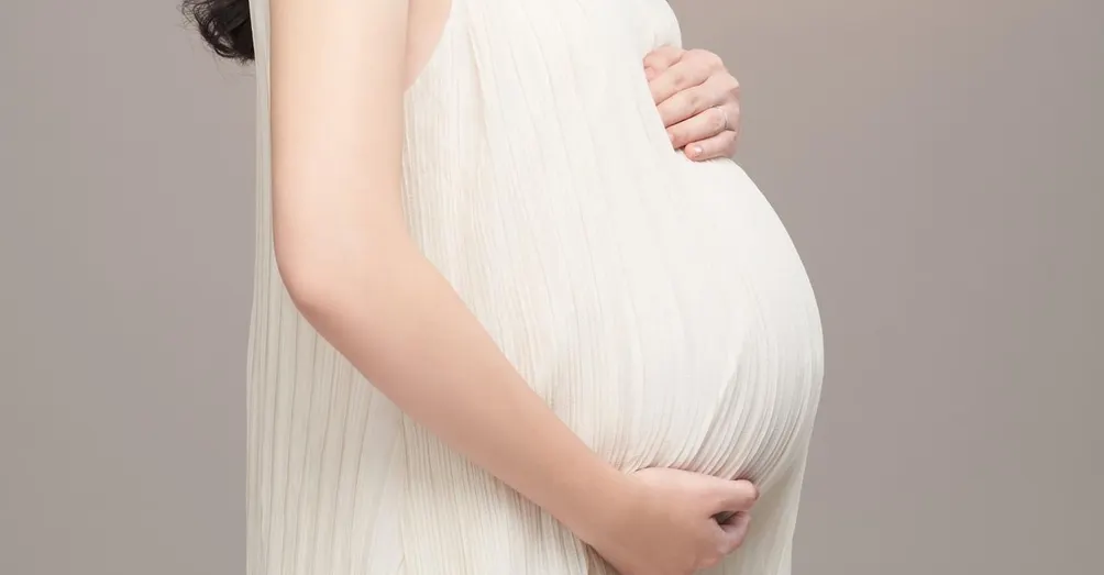 小心翼翼做媽媽