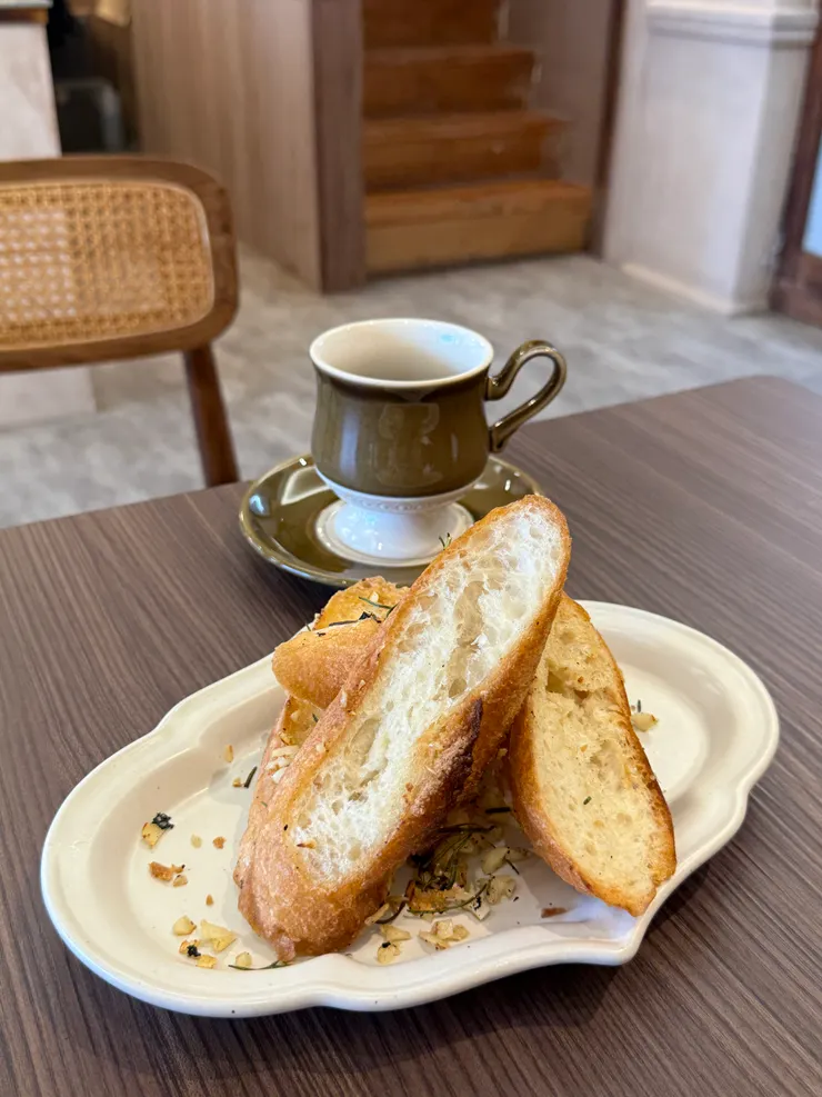 蒜香法國麵包 160元