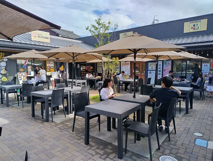 桌數不多但很夠用了