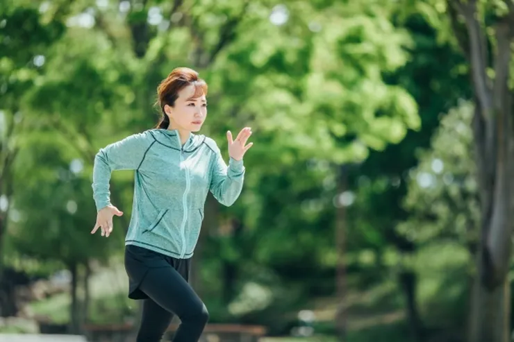 慢跑 (圖片來自Photo-ac)