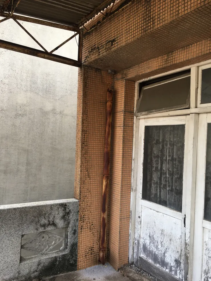 改造前老屋早已破舊不堪