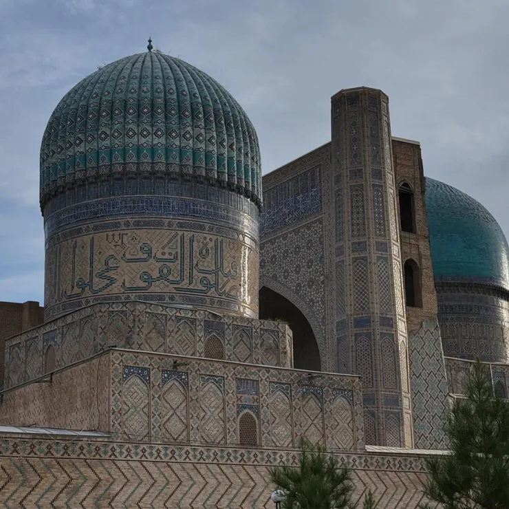 比比哈奴清真寺的美麗屋頂