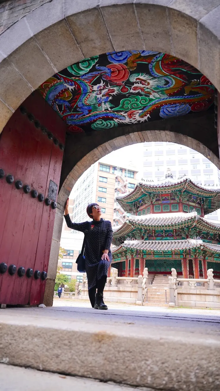 三門內部的彩繪