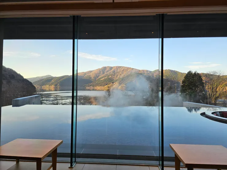 很像一幅畫的大廳景觀