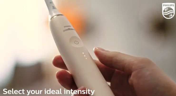 一體成型設計，外型好看，但按壓需要適應。