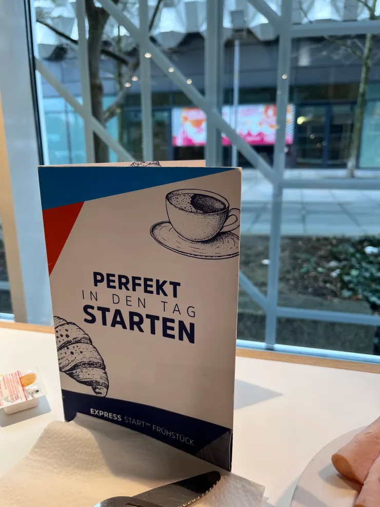 智選假日飯店-德勒斯登中心(Holiday Inn Express Dresden Zentrum)用餐區