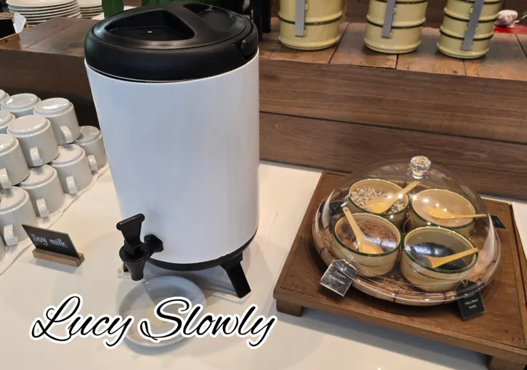 豆漿和一些配料