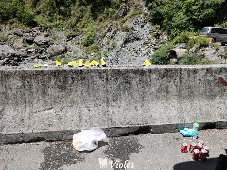 進涇橋登山口旁