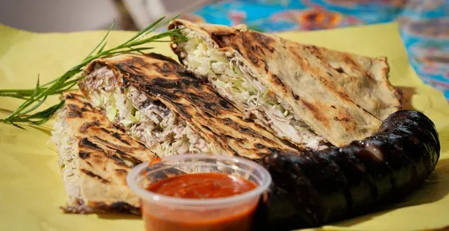 Lugya’h, Los Angeles