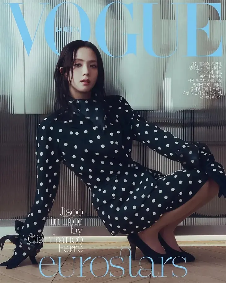 封面】Jisoo-Vogue韓國版2025年3月號封面
