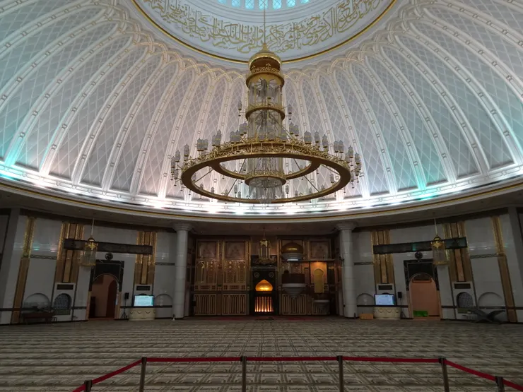 Jame Asr Hassanil Bolkiah Mosque