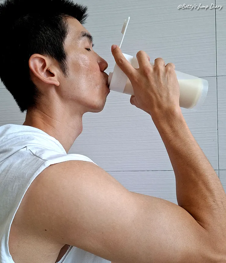 ▲【樂維根】高鈣優蛋白燕麥奶/圖片來源:Betty's Jump Diary