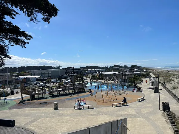 親水公園New Brighton Foreshore paddling pool