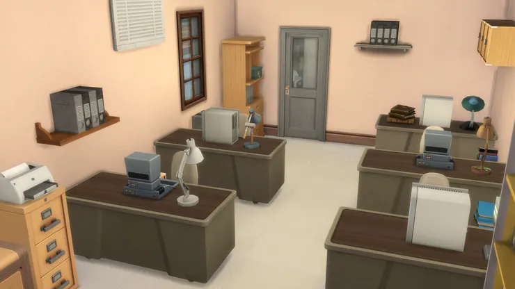 校務處的職員一般不會太多,但很多都又老又兇。