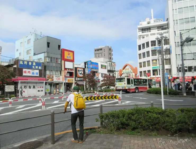 高円寺車站前一景