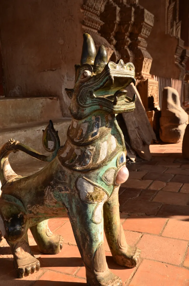 神獸看起來也有樸拙感