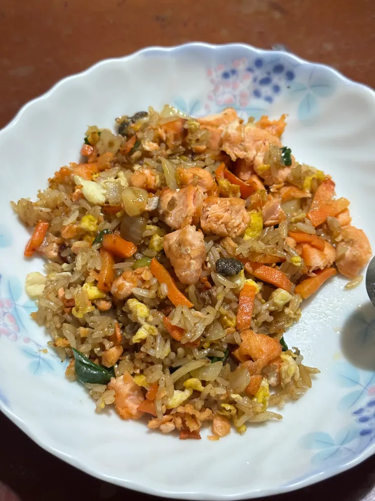 那個缺口是我偷吃了一口😳