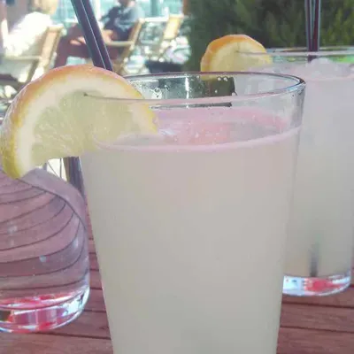 流水桃冰Floating Iced Peach的沙龍