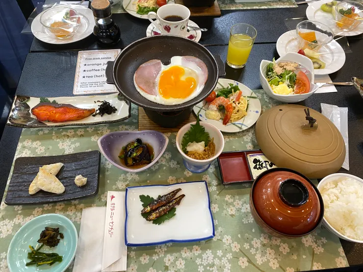 一泊二食早餐