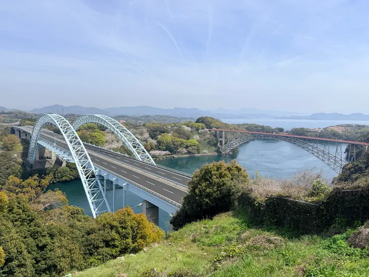 登上展望台遠眺西海橋新舊橋
