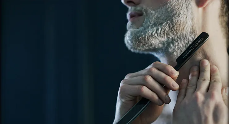 留著你的右手！割掉你的喉嚨～～～～～～～～～～