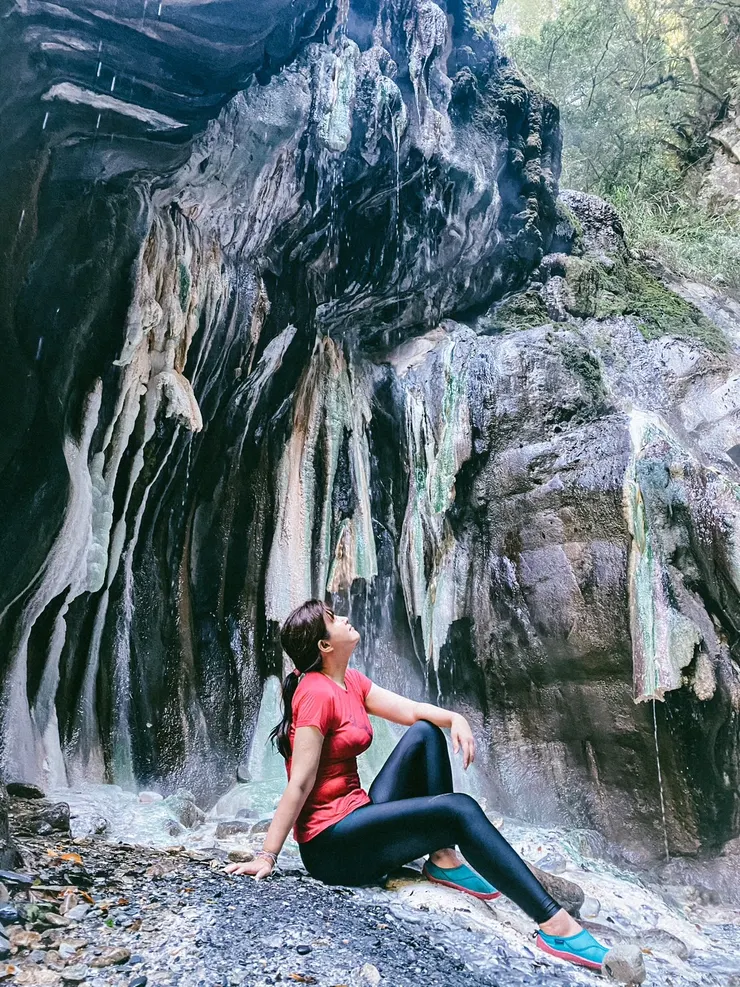 彩色岩壁真的很漂亮。