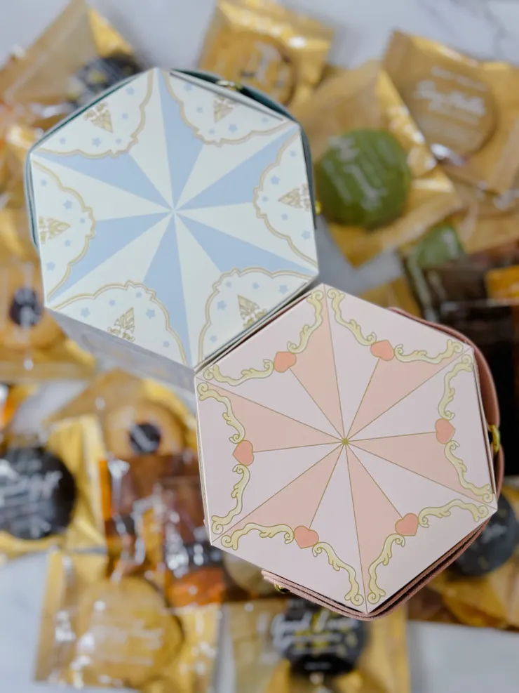 連天花板頂部都有造型，超用心的設計