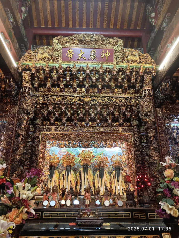 單車游蕩遇小村“青龍宮”內原是恭奉“神農大帝”