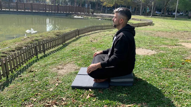 如何選購一張舒適的打坐墊?