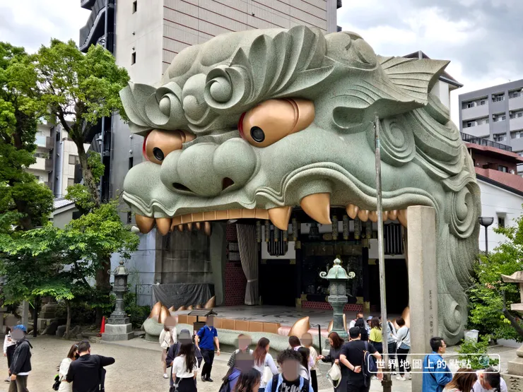 難波八阪神社大獅子殿