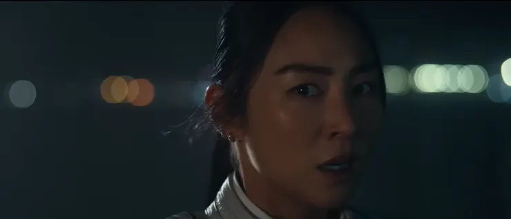 伊芙·金,本象徵著人類與AI共存的希望,卻在劇中缺乏角色魅力。