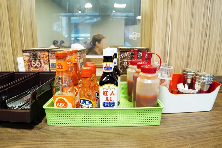 台南牛排推薦～魔力牛牛排館-安平文平店│平價牛排美味不打折！