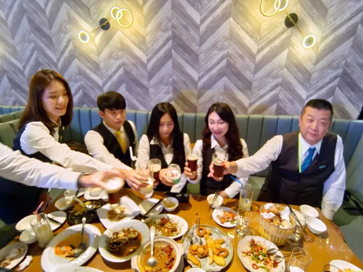 台南安平聚餐新選擇！美食/調酒/音樂/氣氛一應俱全│Lady