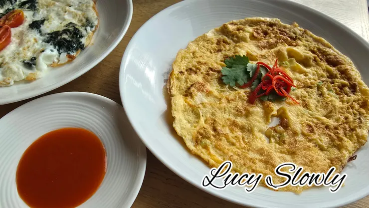 這個煎蛋很普通，中規中矩一般般，我覺得不推，但也是可以點  XD