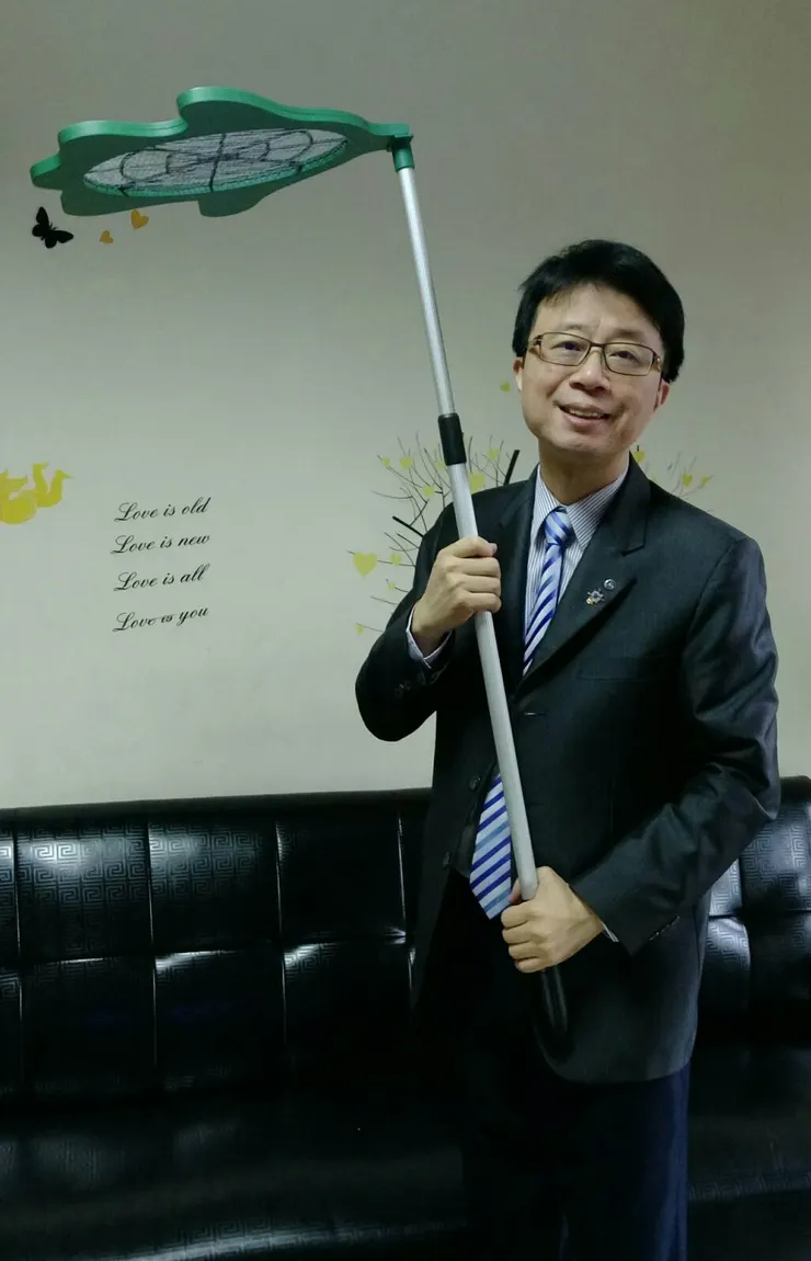 伸縮摺疊電蚊拍